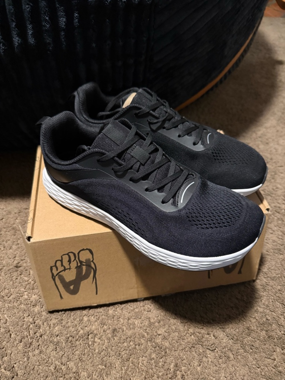 Black Lightweight Running Shoes